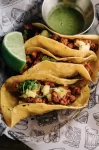 La-Loncheria_-Tacos-