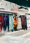 Tienda-Born-interior