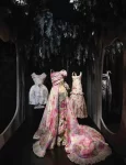 Dior_-nueva-exposicion-en-Paris-