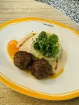 FUNKY-EATERY-Barcelona-Kofte-y-Pilaf