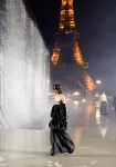saint-laurent-desfile-torre-eiffel-BARCELONA FASHION PREES
