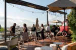El brunch con mejores vistas de Barcelona llega al rooftop del Sercotel Rosellón 3