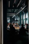 orac-montagud-y-coque-firman-en-barcelona-una-velada-sublime-donde-el-lujo-se-expresa-a-traves-del-diseno-y-la-alta-cocina-07